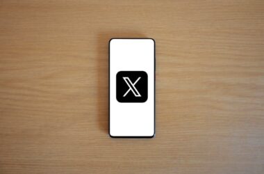 X logo on smartphone | Photo by BM Amaro