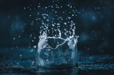 Water splash | Photo by Amadej Tauses on Unsplash