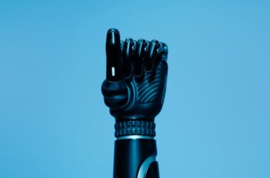 Black prosthetic hand | Photo by cottonbro studio